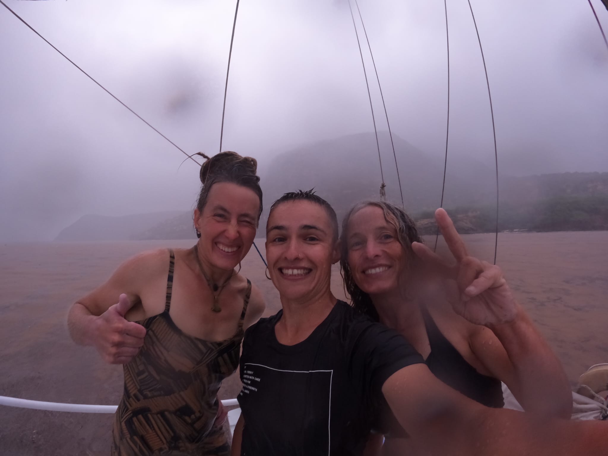 TARRAFAL 4 De l&rsquo;eau, des bidons, des bateaux et des frigos